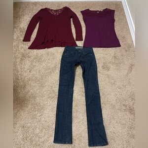 2 Tops Free - Women’s Small 0 Old Navy Rock Star Jeans